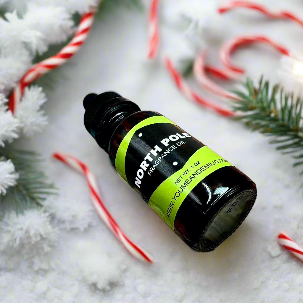 Experience the essence of the holidays with North Pole Fragrance Oil, a sweet and creamy combination of peppermint and vanilla.